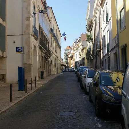 Avenidas Novas, T1 In City Center Apartment Lissabon