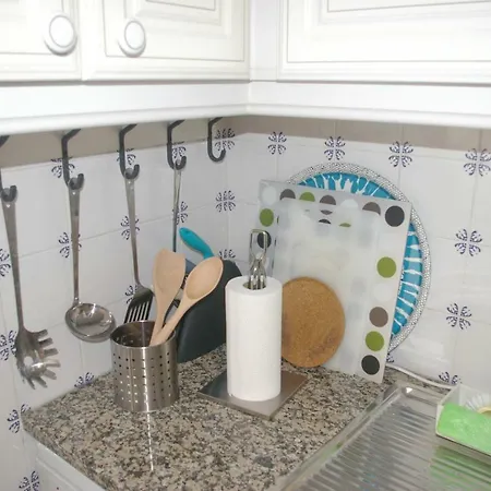 Avenidas Novas, T1 In City Center Appartement *