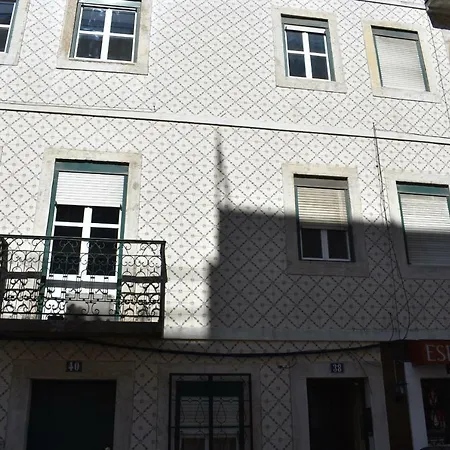 Avenidas Novas, T1 In City Center Apartment *